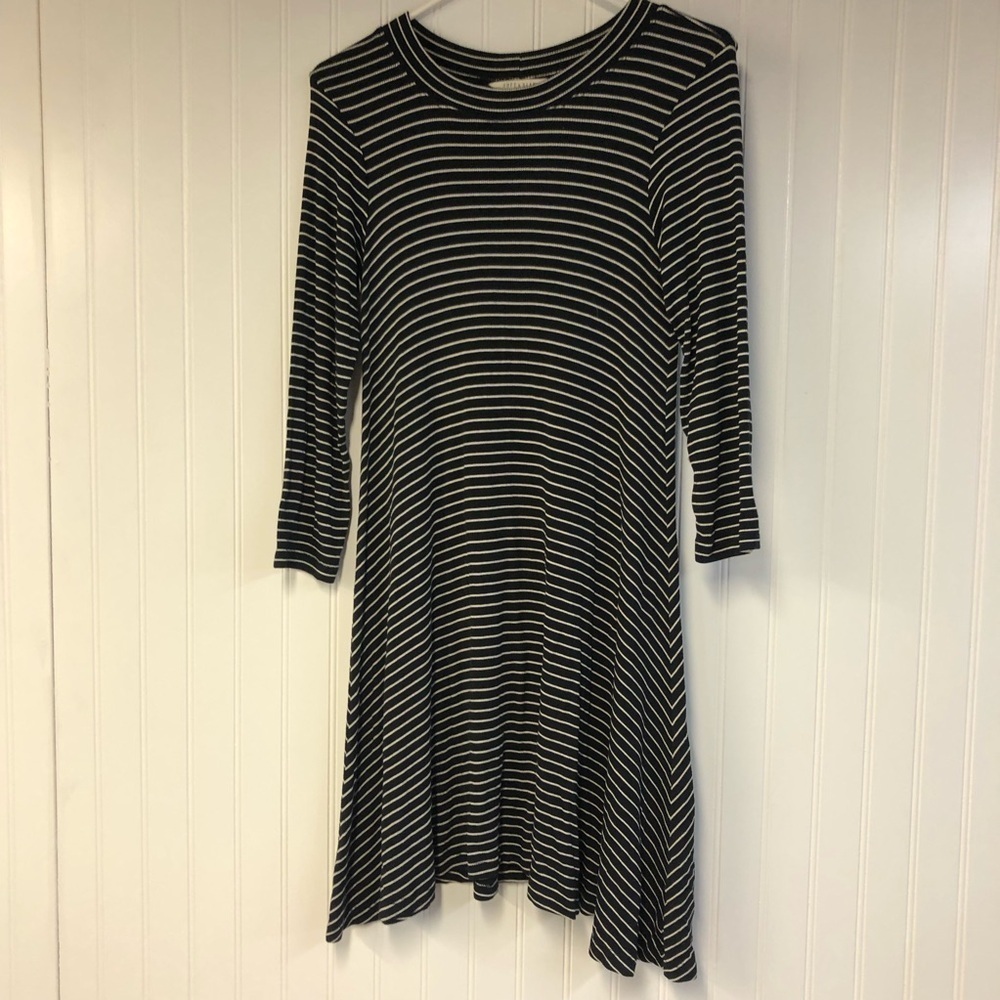 American Eagle Soft & Sexy Black and White Striped Dress Small Long Sleeve